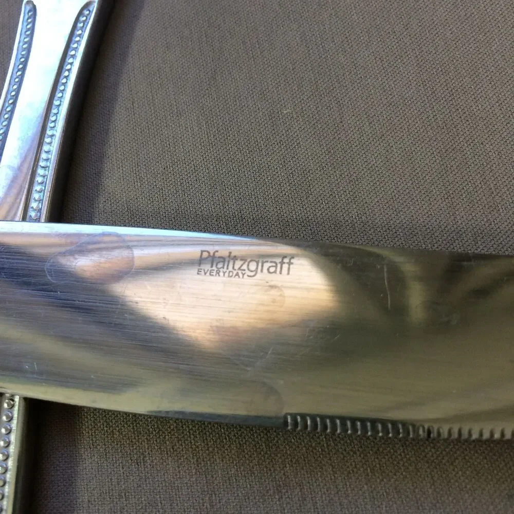 Pfaltzgraff Everyday American Bead 2 Dinner Knives Stainless Steel 9 1/2